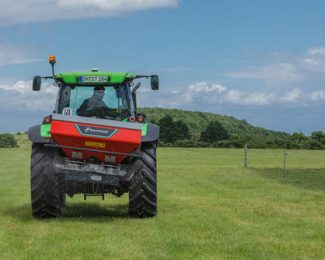 KVERNELAND EXACTA EL FERTILISER SPREADER