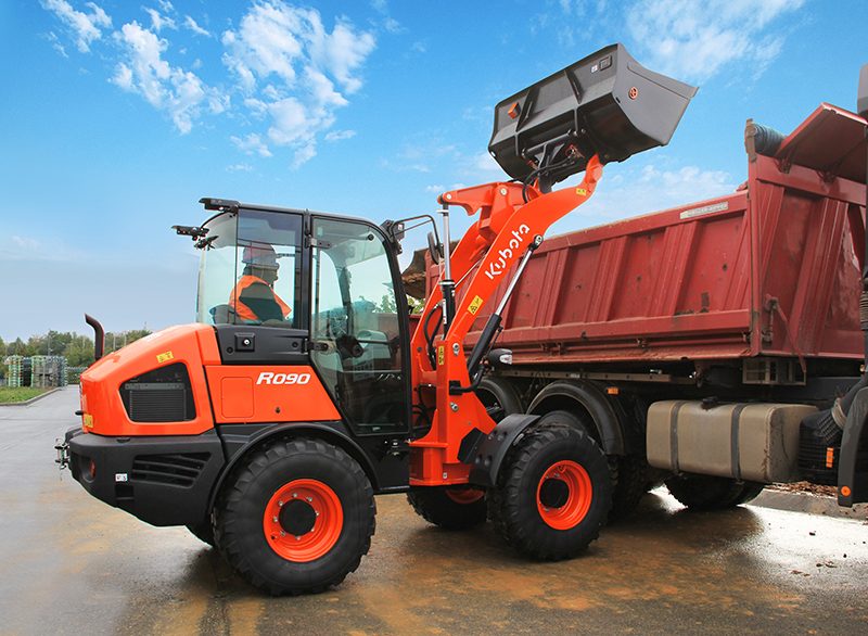 KUBOTA R090 WHEEL LOADER