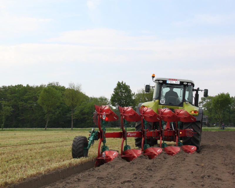 KVERNELAND 150 B VARIOMAT PLOUGH