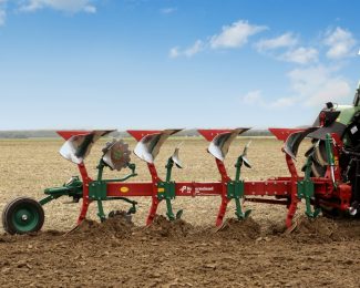 KVERNELAND EG PLOUGH