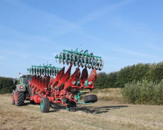 KVERNELAND PW PLOUGH