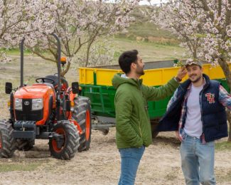 KUBOTA L2-452 HDC COMPACT TRACTOR (45HP)