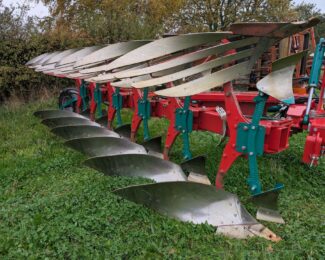KVERNELAND LO TTS Plough (2025)