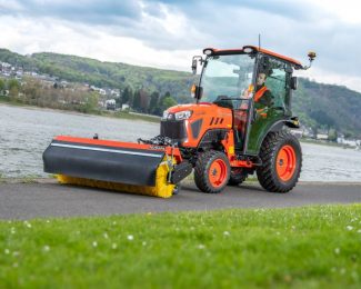 KUBOTA LX-351 CAB COMPACT TRACTOR (35HP)