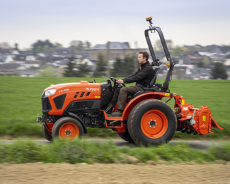 KUBOTA LX-401 ROPS COMPACT TRACTOR (40HP)