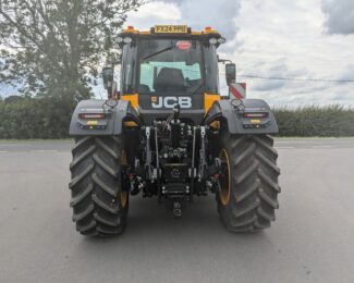 JCB FASTRAC 4220 ICON For Hire