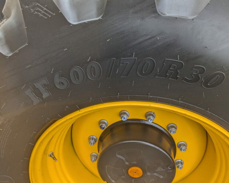 JCB FASTRAC 4220 ICON For Hire