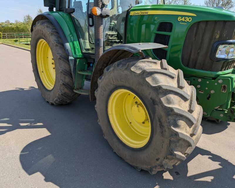 JOHN DEERE 6430 PREMIUM (2012)