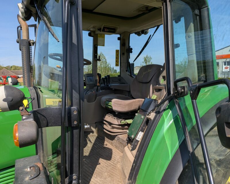 JOHN DEERE 6430 PREMIUM (2012)