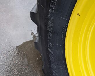 JOHN DEERE 6140R (2014)