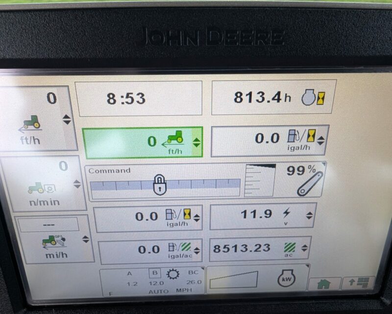JOHN DEERE 6140R (2014)