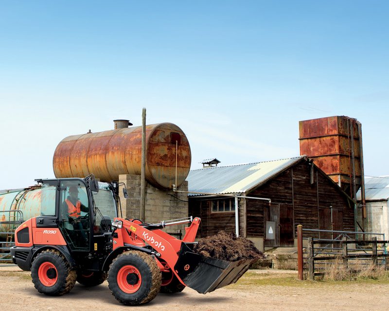 KUBOTA R090 WHEEL LOADER