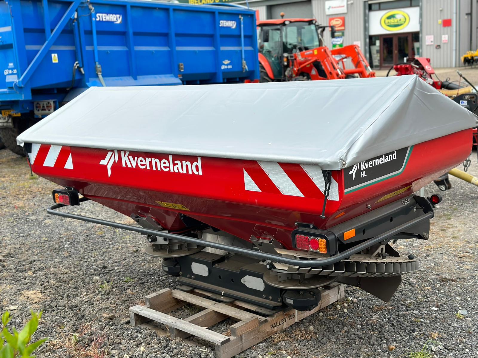 KVERNELAND HL 1875 PRO FERTILISER SPREADER Irelands Group