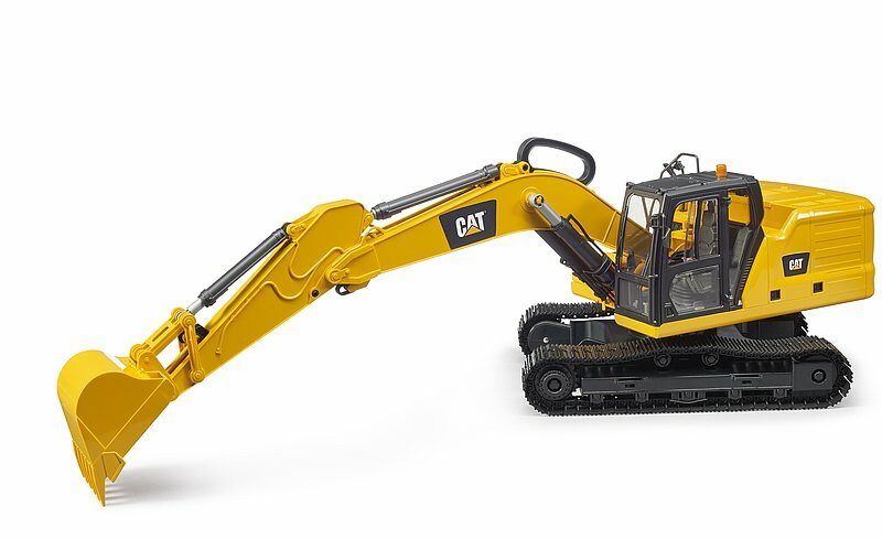 BRUDER CAT® EXCAVATOR