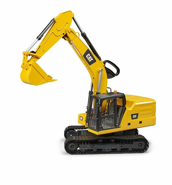 BRUDER CAT® EXCAVATOR