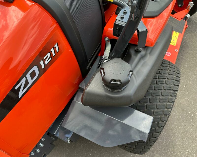 KUBOTA ZD1211 ZERO TURN RIDE ON MOWER FOR HIRE