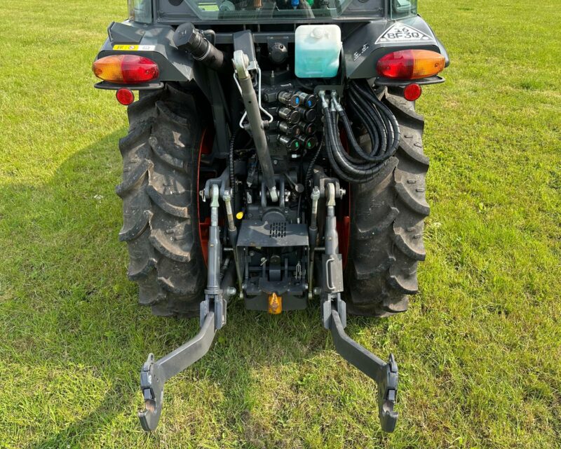 KUBOTA M5-102N
